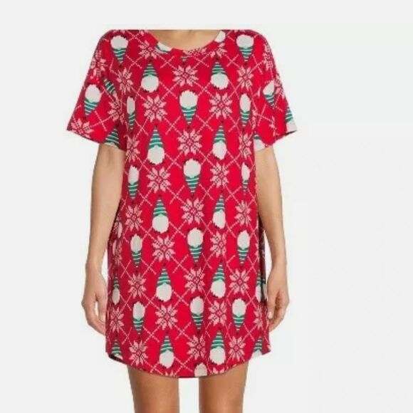 SECRET TREASURES GNOME Snowflakes Christmas Sleepshirt Pajamas Red Size S/M - Picture 1 of 7